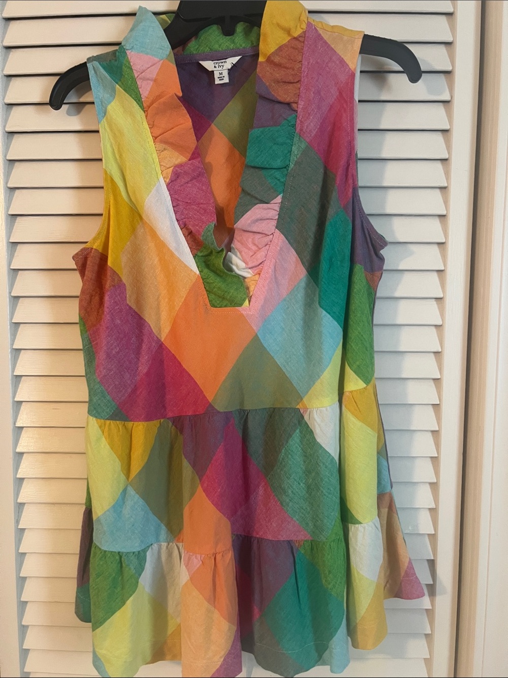 crown & ivy Multicolor Plaid Ruffle V-Neck Tiered Tank